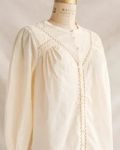 Blithe Breeze Top