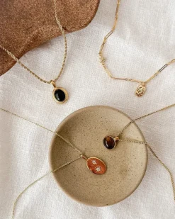 Callaway Cameo Pendant Necklace