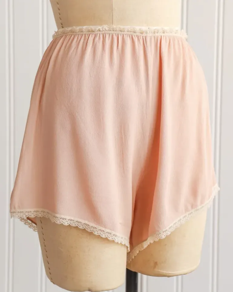 Evelyn Shorts