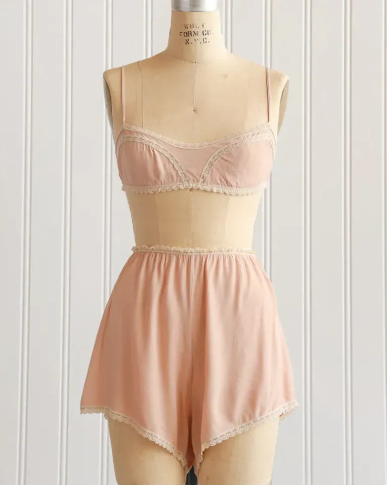 Evelyn Shorts