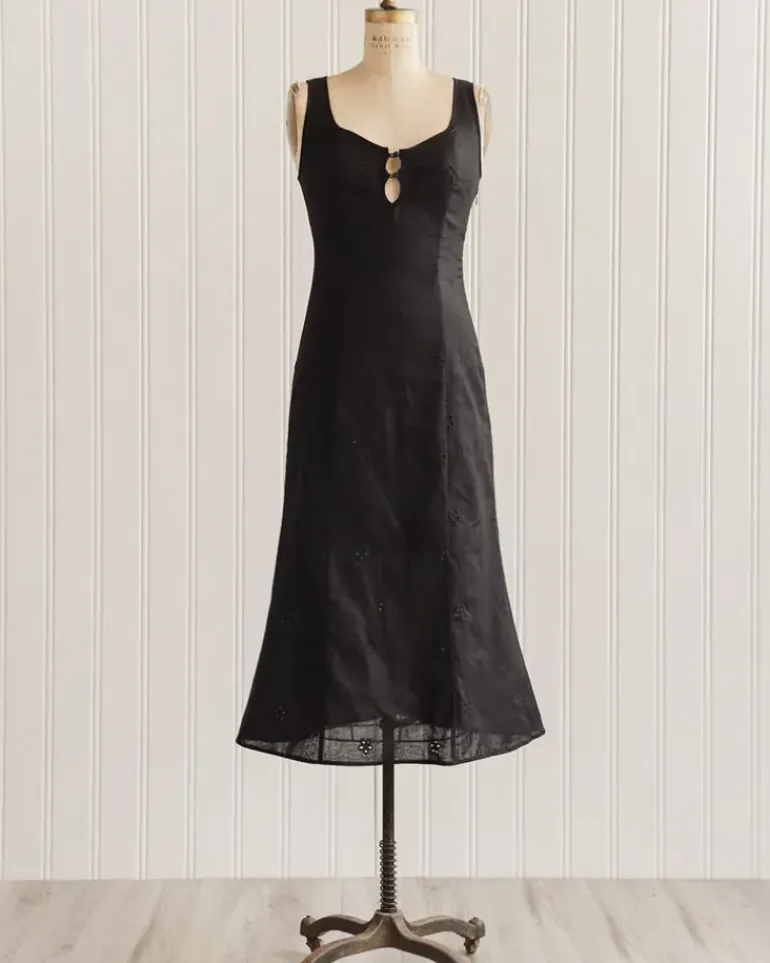 Monstespan Black Midi Dress