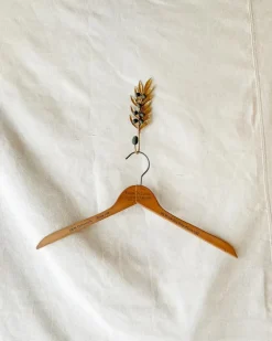 Olive Wall Hook in Gold