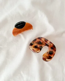 Open Exhibition Hair Claw