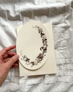 Oval Victorian Floral Card
